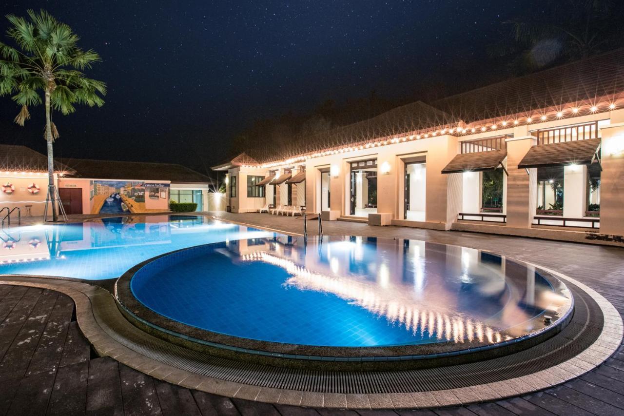 Leaves Valley Resort Nong Ya Plong Exterior photo