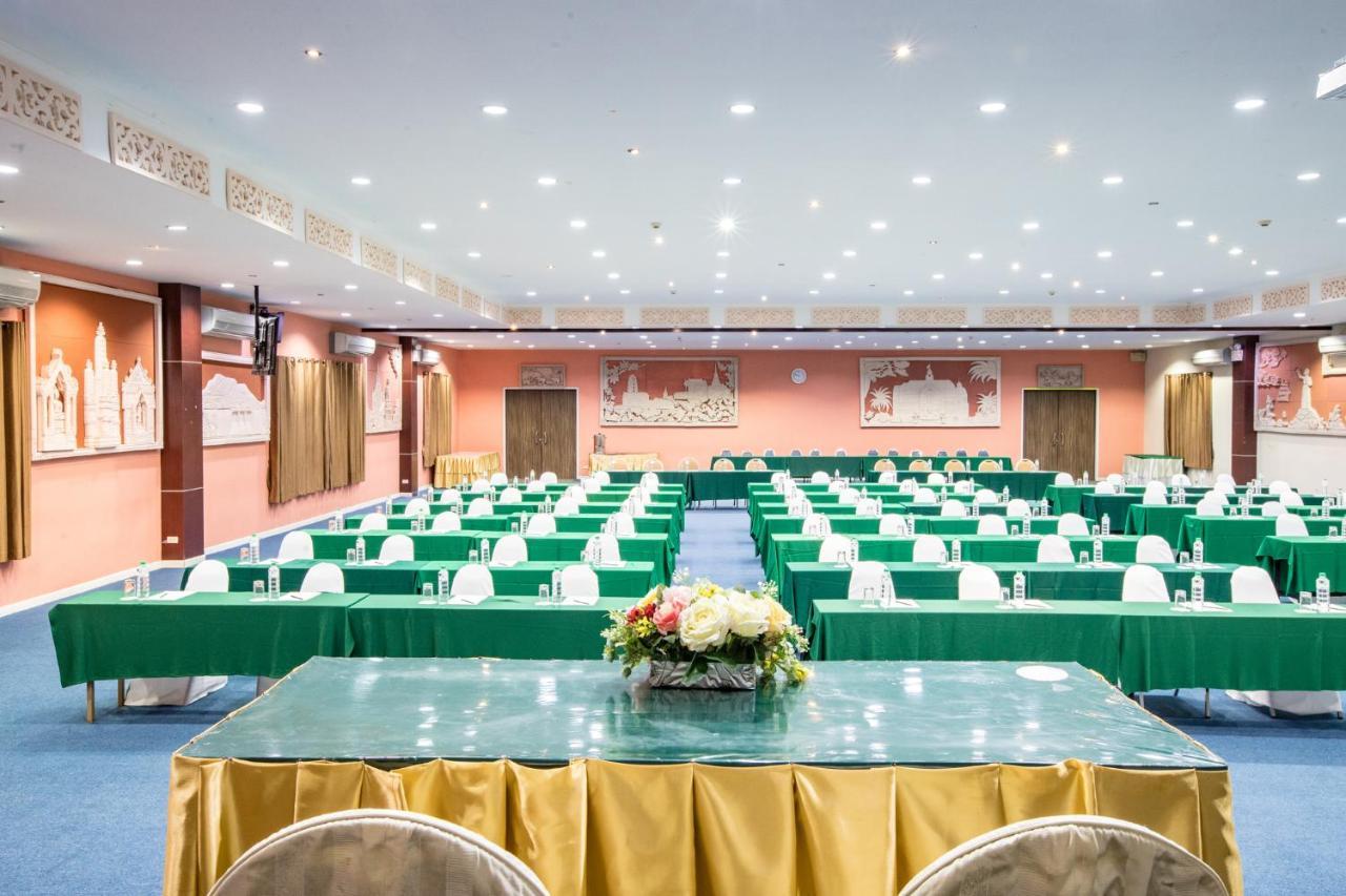 Leaves Valley Resort Nong Ya Plong Exterior photo